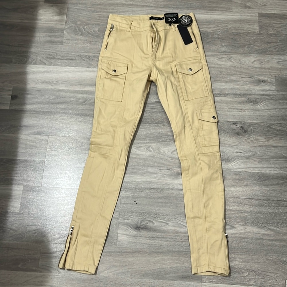 Violent Rose cream jeans